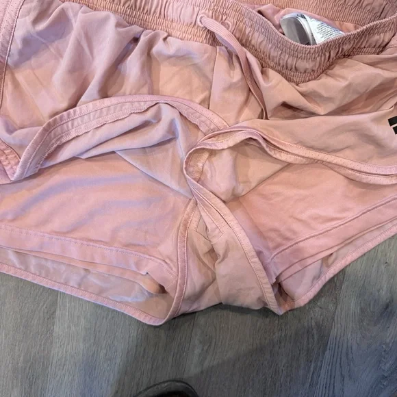 Adidas Women's Club Tennis Athletic Shorts Built-in Tights Lightweight, XL Pink - Picture 4 of 7